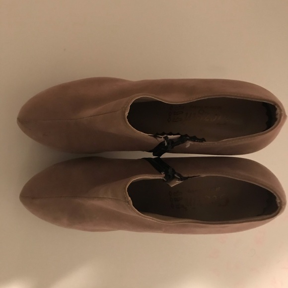 Beige High Heels, Made in Turkey - Picture 4 of 7